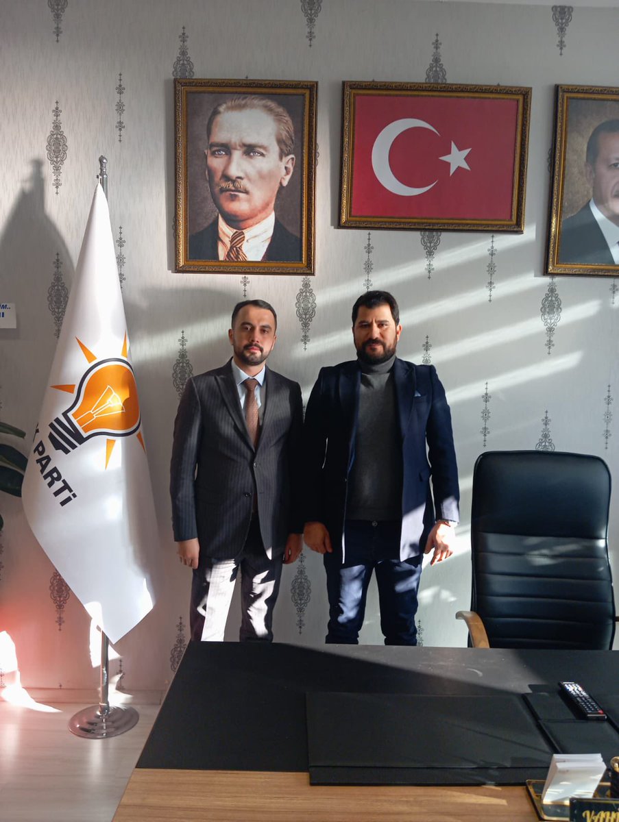 Vahit ORAK (@vahitorakk) on Twitter photo 📍Ak parti Bitlis İl Başkanlığı
Bitlis Eren Üniversitesi Öğretim Üyesi Sn. Atahan ATLI’ya nazik ziyareti ve hayırlı olsun dilekleri için teşekkür ederim.
<a href="/T_Bedirhanoglu/">Turan Bedirhanoğlu</a> 📍Ak parti Bitlis İl Başkanlığı
Bitlis Eren Üniversitesi Öğretim Üyesi Sn. Atahan ATLI’ya nazik ziyareti ve hayırlı olsun dilekleri için teşekkür ederim.
<a href="/T_Bedirhanoglu/">Turan Bedirhanoğlu</a>