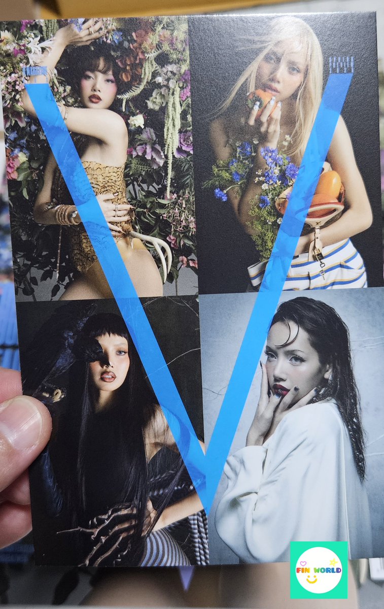 BWcouple1's tweet image. 📢 Woww.. #LISA on cover of #VMagazine #v152 มาถึงแล้วค่า.. ลิซ่าสวยมากก ในเล่มมีโปสการ์ด 1 ใบ แถมมาด้วยค่า​คุณ​ลูกค้า น่ารักมากก​ 💓🥰

💕 คุณ​ลูกค้า​คะ ด้วยความนิตยสารเล่มใหญ่มากแม่ค้าต้องซื้อกล่องใหม่ค่า จะจัดส่งให้คุณ​ลูกค้า​ภายใน 2-3 วันนี้นะคะ 🙏❤️

📩 สำหรับคุณ​ลูกค้า