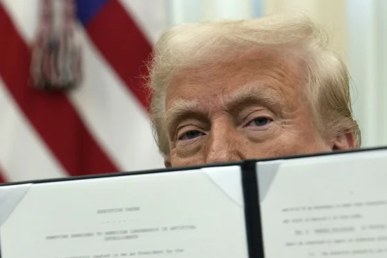 nbcnews.com/news/musk-trum…

Conservatives reignite a battle over race and the Constitution