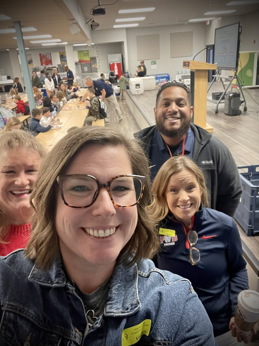 Lindsey Smith tweet media