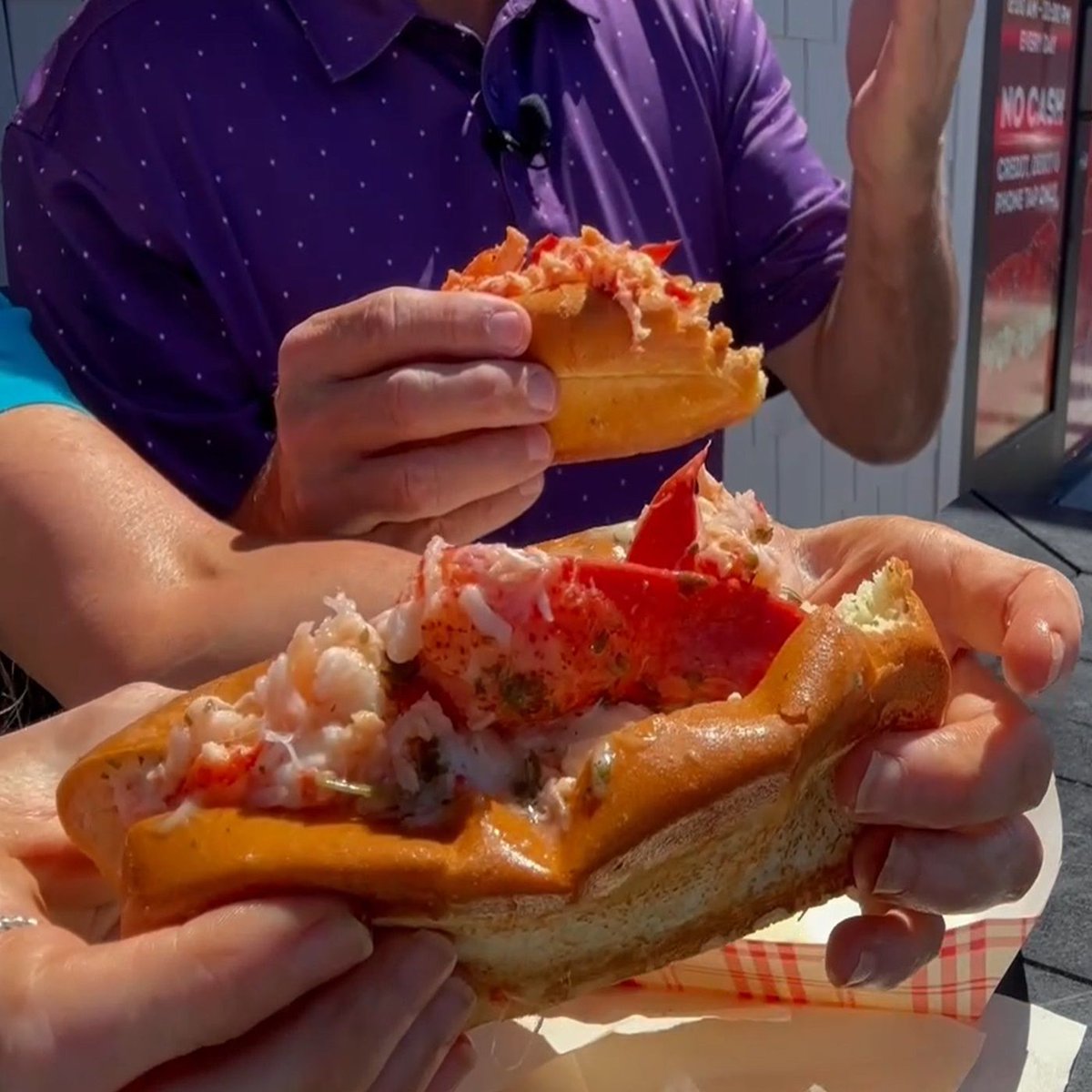 ucfoodietv's tweet photo. Easy, affordable Lobster in Las Vegas. We take you to Angie's https://t.co/4aFaixVGx1 #AngiesLobster #LasVegas #Food #Travel #Booze #Foodie #UndercoverJetsetter #JohnDaly #SusanAnzalone #TravelLikeALocal #iPhone #offbeatenpath #Vacation #stayathome #EasyRecipes #jetsettheworld https://t.co/pB4ymiIoNF