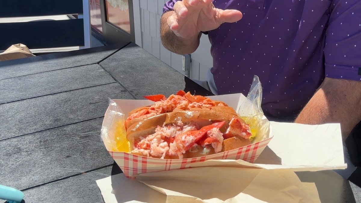ucfoodietv's tweet photo. Easy, affordable Lobster in Las Vegas. We take you to Angie's https://t.co/4aFaixVGx1 #AngiesLobster #LasVegas #Food #Travel #Booze #Foodie #UndercoverJetsetter #JohnDaly #SusanAnzalone #TravelLikeALocal #iPhone #offbeatenpath #Vacation #stayathome #EasyRecipes #jetsettheworld https://t.co/pB4ymiIoNF