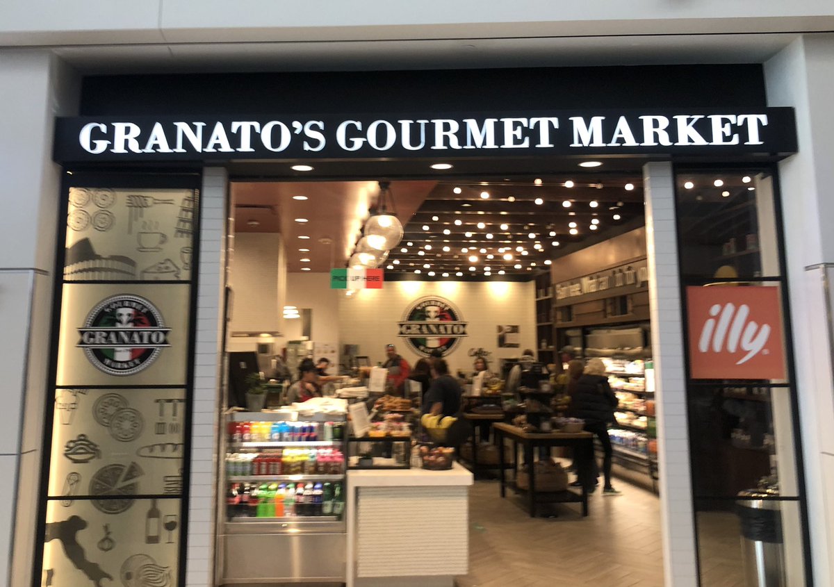 LDA_III's tweet photo. @johngranato @LanceZierlein I learned this weekend that Granato’s in the SLC airport does NOT have Coors Light… 🤷🏻‍♂️ https://t.co/BSsTByJ9Ke