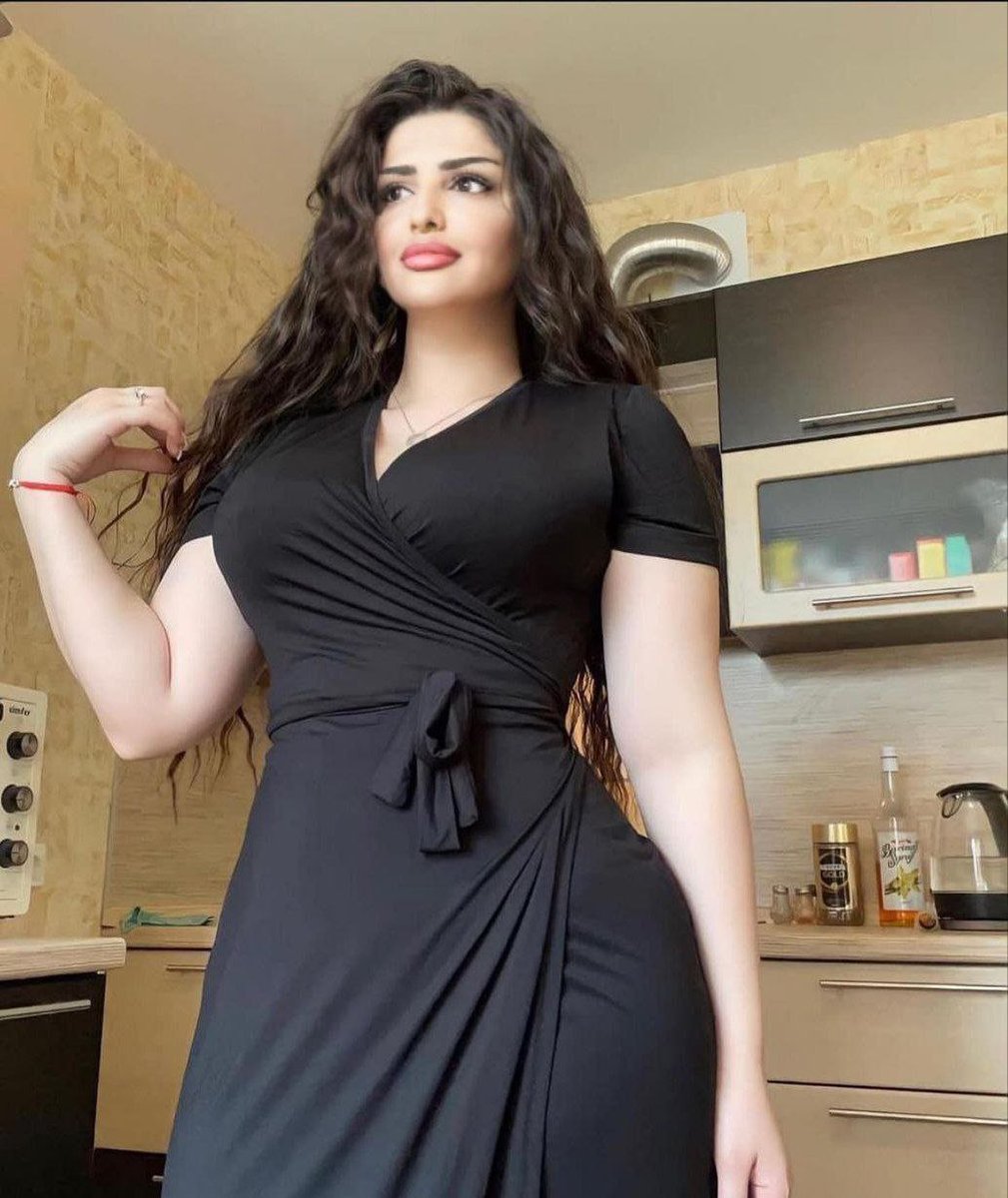 AlamyrtW93493's tweet image. السلام عليكم 🌹
وش أكثر شيء يحسن مزاجك  ؟؟😊🌸

1- القهوه.      2- الفلوس      3- الحب