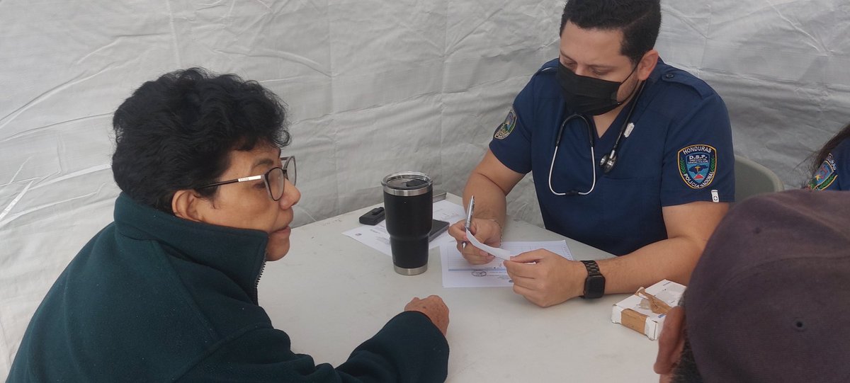 DSP_HN's tweet photo. Con una gran afluencia de ciudadanos con necesidades de atención medica dio inicio La Mega Brigada en el marco de el 278 aniversario del Hallazgo de la Virgen de Suyapa
#DSP
#MegaBrigada https://t.co/D0I50WipCN