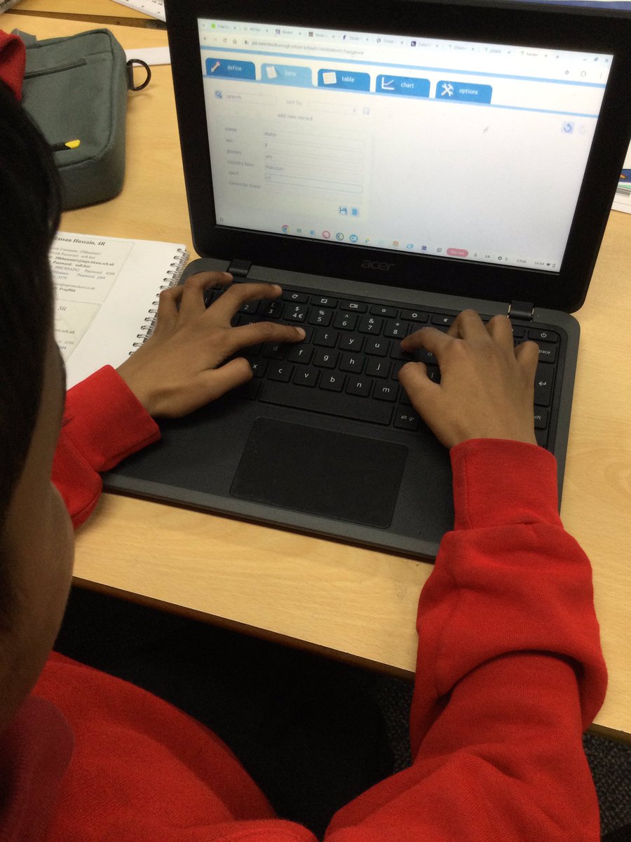 MarlboroughPrim's tweet photo. 4R are busy working on inputting data collected as a class into J2Data. Well done! https://t.co/YKGOLssiTU