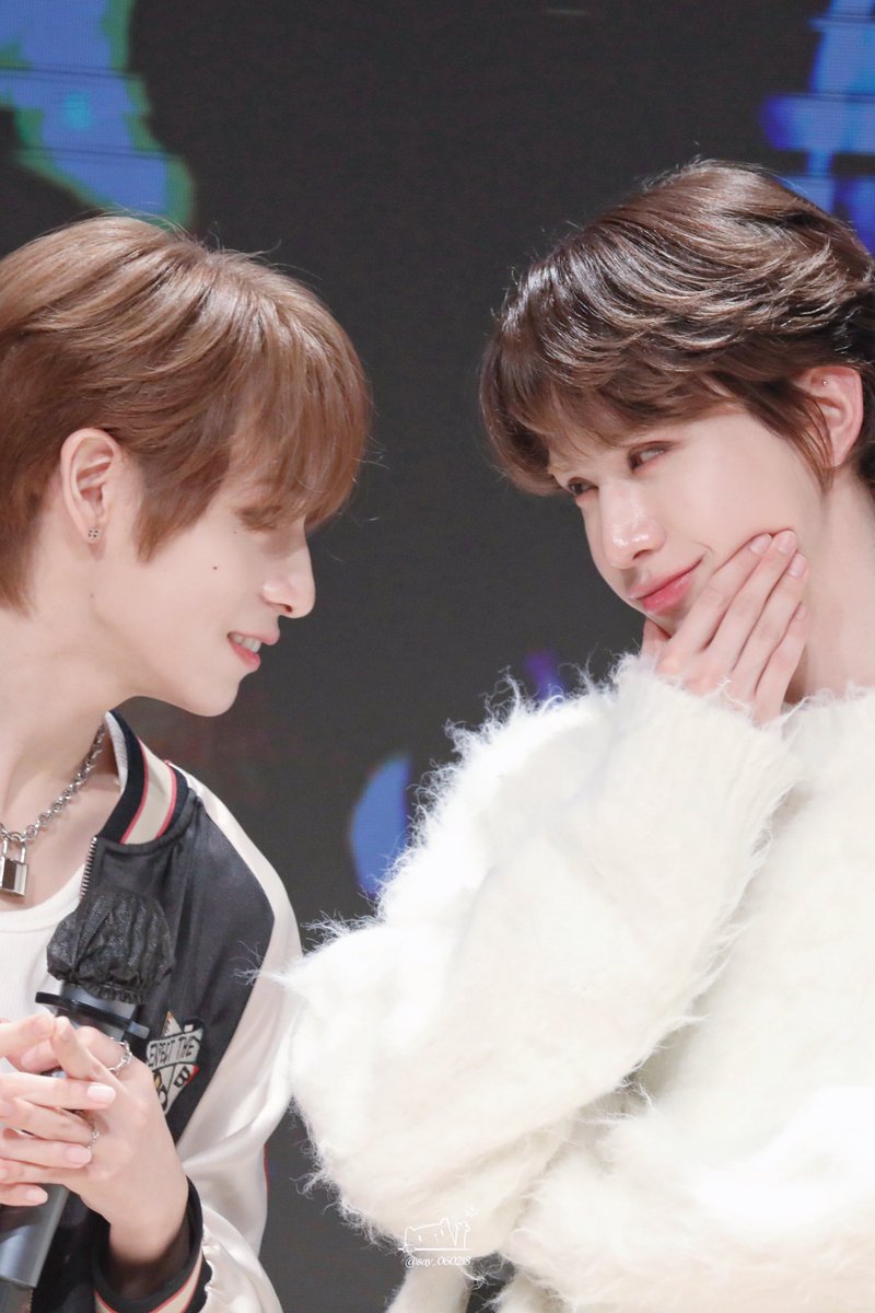 say_060218's tweet photo. 250202 점프업 팬싸

#XLOV #엑스러브 #HARU #하루 #WUMUTI #우무티 #吾木提 https://t.co/G2Oon8KRxQ