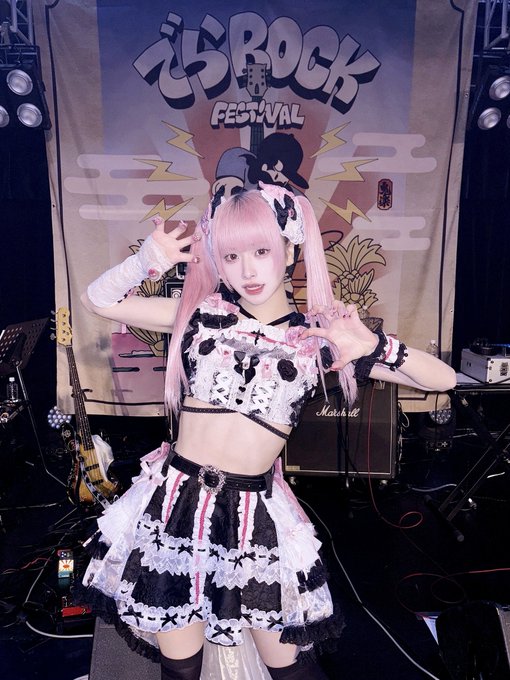 Twitterのコスプレ画像3