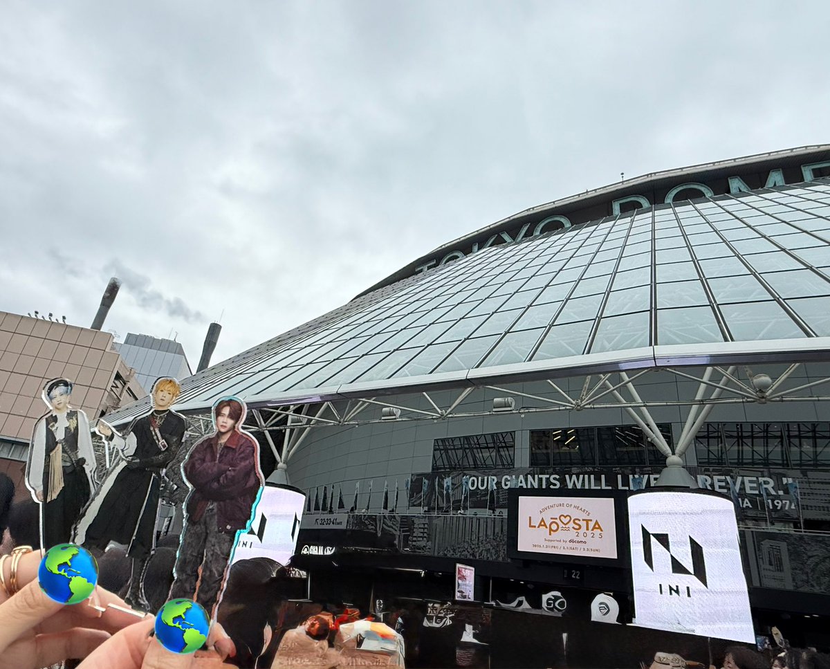 _bule_rouge1224's tweet photo. 2025年初現場でした！🧡💙
今年は特にお祭り感あったな〜！
しばらく現場ないの悲しいなと思ったけどもう次1か月後だった😂✨
来月も楽しみ🥰 https://t.co/9tMq5AysGC