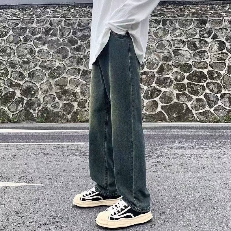 ป้ายยากางเกงยีนส์ผู้ชาย ย้อนยุค ยีนส์ สไตล์เกาหลี ยีนส์ขากระบอก กางเกง baggy jeans แบบเรียบง่าย ให้ความรู้สึกย้อนยุค 
ในราคา ฿189 - ฿288 ที่ Shopee 🟠🟠
👉🏻s.shopee.co.th/5AdLzz0MmZ