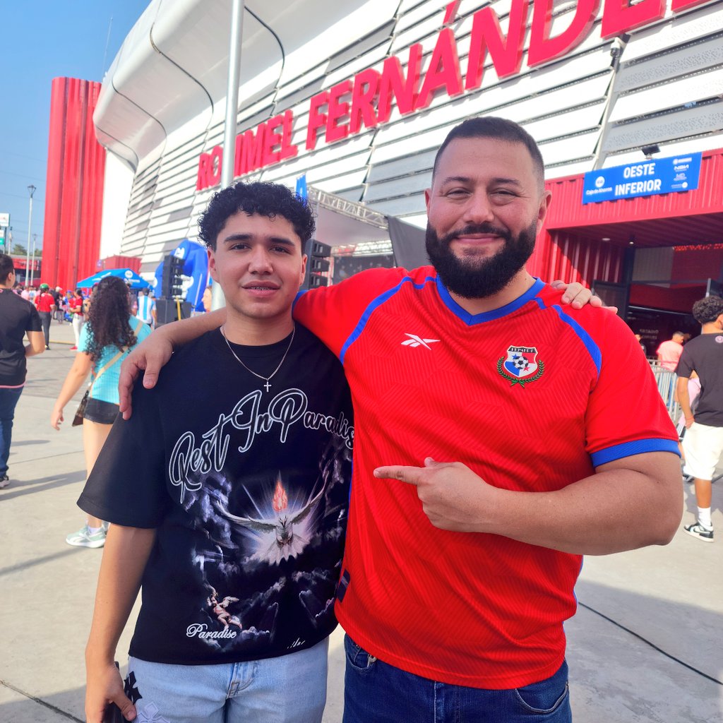 duroalhueso's tweet photo. Las finales de LPF deben jugarse domingo 5:00 p.m. y vengan como quieran. ✍️🏻

HORARIO FAMILIAR. ❤️❤️ https://t.co/KneGCB93Bw