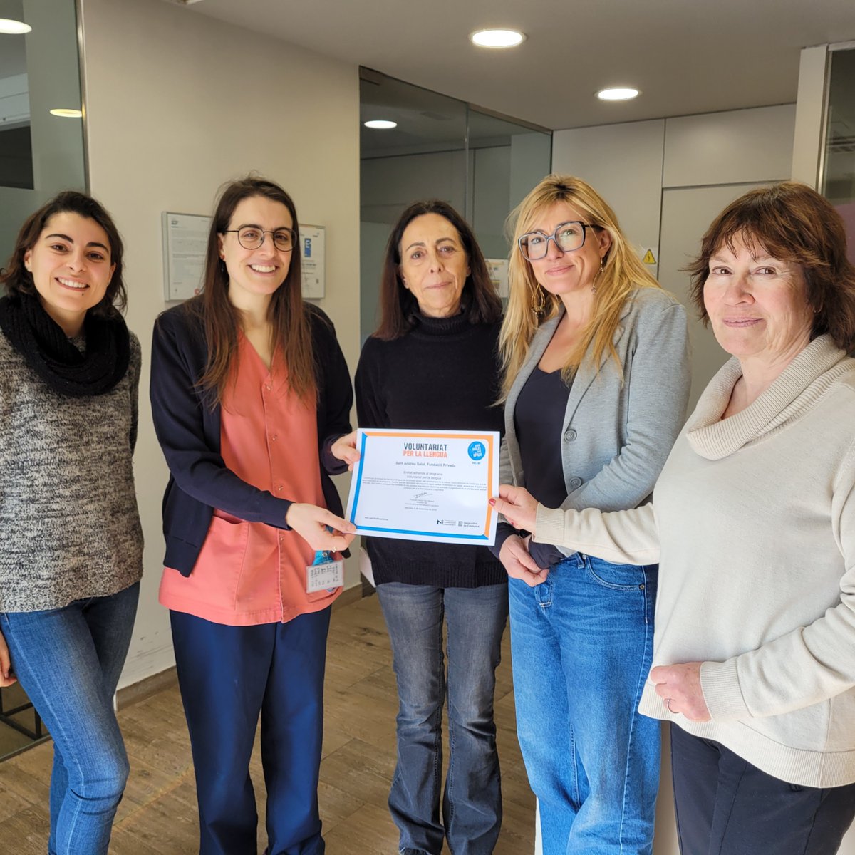 Sant Andreu Salut (@standreusalut) on Twitter photo A SAS ens hem adherit a la campanya "T'agradarà llegir en català", en la que gràcies al <a href="/cpnlcat/">Consorci per a la Normalització Lingüística</a> i APPEC editors de revistes i digitals, portem revistes en català als nostres centres per fomentar la lectura i l’accés a continguts diversos en la nostra llengua 📚✨
(1/3) A SAS ens hem adherit a la campanya "T'agradarà llegir en català", en la que gràcies al <a href="/cpnlcat/">Consorci per a la Normalització Lingüística</a> i APPEC editors de revistes i digitals, portem revistes en català als nostres centres per fomentar la lectura i l’accés a continguts diversos en la nostra llengua 📚✨
(1/3)