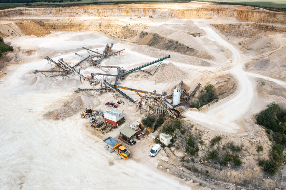 "Nous lançons une nouvelle marque dans le domaine des matériaux de #construction afin d'apparaître comme l'un des leaders de ce secteur en #France." Dans <a href="/Le_Figaro/">Le Figaro</a>, T.Méline, Président de Colas France, présente Nexstone &amp; son réseau de sites de proximité lefigaro.fr/societes/colas….