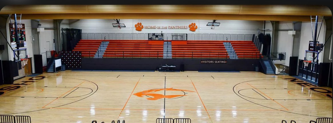 Djbrown_2025's tweet photo. Blessed to receive an offer from Neosho CC @Coach_Shaffer12 @NWGrizzlyHoops https://t.co/u3VcFHGVVj