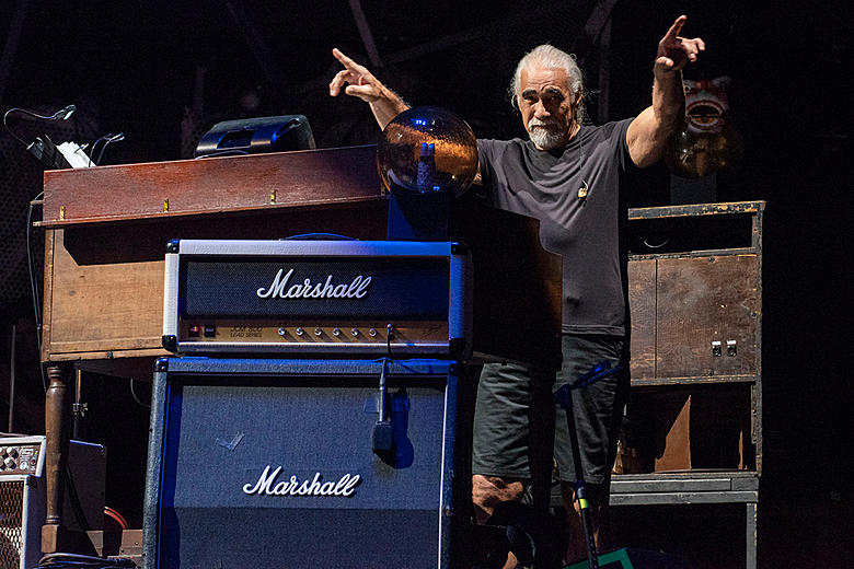 Happy Birthday Yield (Give Way) and BOOOOOM!