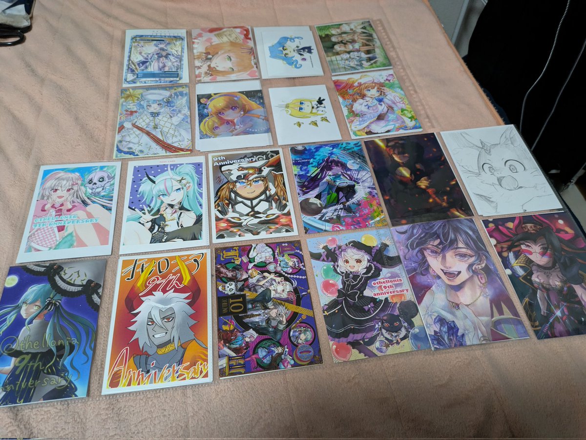 #オセロニア9周年 
リフィル買い足して以前貰ったポスカ移します♥️♥️⚫️⚪️
お菓子とポスカ交換ありがとうございました🙏☺️🙏