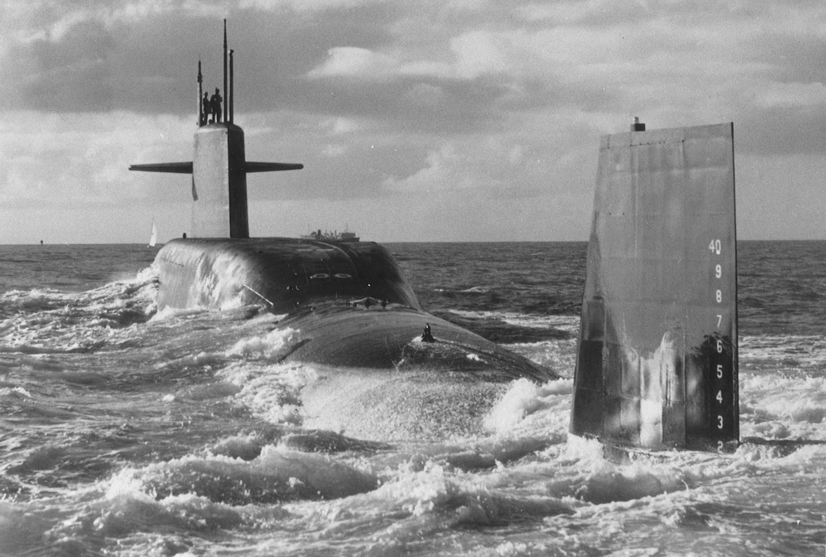 THESUBVET's tweet photo. UNDERSEA WARFARE Magazine - Today in Undersea Warfare History (Feb 3, 1961), the keel was laid for USS THOMAS JEFFERSON (SSBN 618) by Newport News Shipbuilding &amp; Dry Dock Co. https://t.co/lQWJMkbDo9 #Submarine #SubMonday https://t.co/QQ0baKdm53