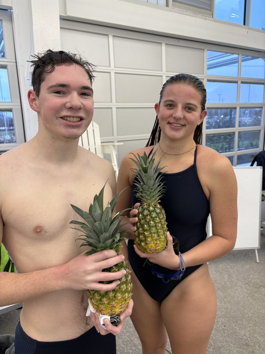 Let the Pineapple Spirit Week Begin! #IYKYK 😉