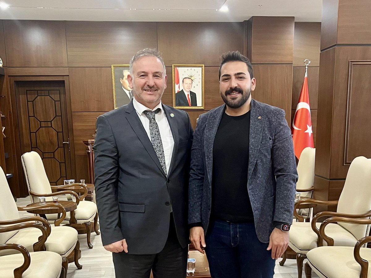 Harran Üniversitesi Rektörümüz Sayın Prof.Dr. Mehmet Tahir Güllüoğlu  ile Şanlıurfa Genç Girişimciler İcra Kurulu Başkanımız Sayın Mehmet Suphi Karakuş bir araya gelerek, üniversitemiz gençleri için daha önce adımını attığımız üniversitemiz ile şehri ve sanayi birleştirecek olan