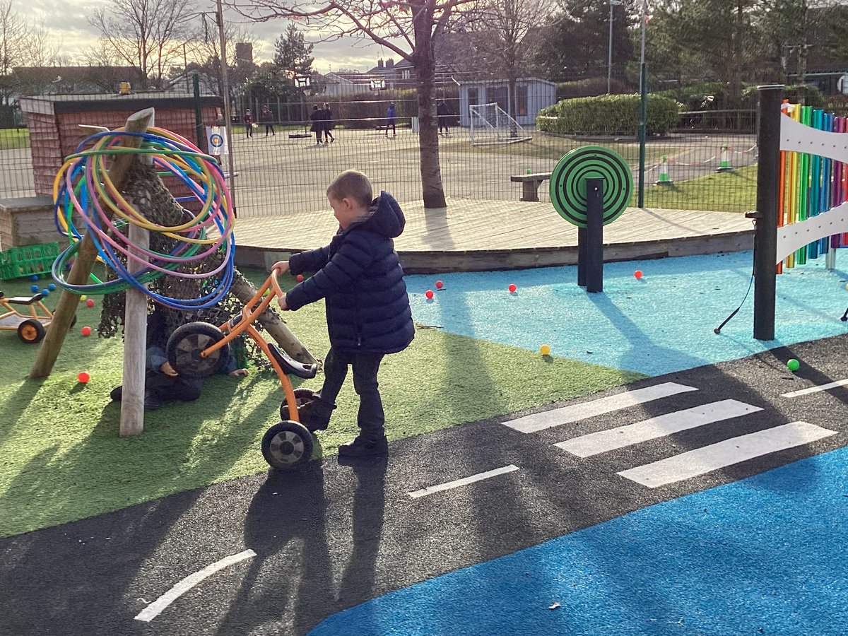 Mr Collett tweet media