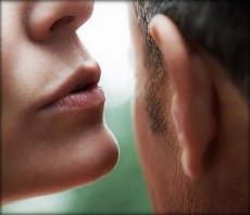 Il Potere Trasformativo delle Parole: Un Viaggio di Scoperta Interiore

Le parole sono molto più di semplici strumenti di comunicazione; sono veicoli di energia, capaci di plasmare la nostra realtà interiore ed esteriore. Ogni parola che scegliamo ...
naturopatia.pro/il-potere-tras…