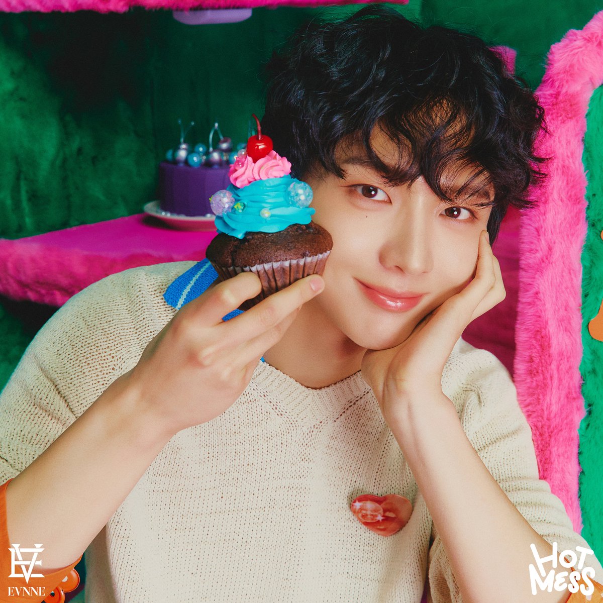EVNNE 4th MINI ALBUM
[HOT MESS]

CONCEPT PHOTO DIGIPACK ver.
#유승언 #YOOSEUNGEON

#EVNNE #이븐
#HOT_MESS
#20250210_6PM