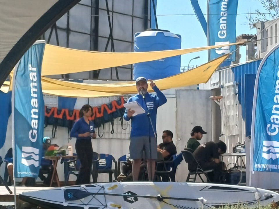 Ultraport_Chile's tweet image. 🌊✨ Nos alegramos de acompañar a #Ganamar en su lanzamiento, una iniciativa que busca acercar a niños, niñas, adolescentes y jóvenes al deporte en el mar. 🏄‍♀️🏄‍♂️ Este evento resalta el impacto de la ley de donación, con @TPS como principal ente donador.
#JuventudConPropósito