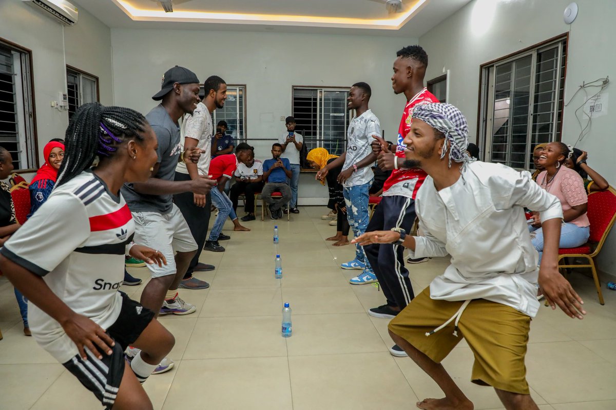 krcs_mombasa's tweet image. Laughter, learning, and lasting memories—this was more than just play; it was a night of change.

#GameNight
#FunWithAPurpose
#EmpowermentThroughPlay