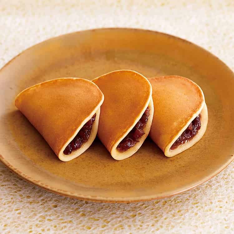 ちなみに私はどら焼きも好きです。
そんなに詳しくないけど、あわしま堂の「塩バターどら焼き」と鶴屋吉信の「つばらつばら」が好きでたまに無性〜に食べたくなる… 