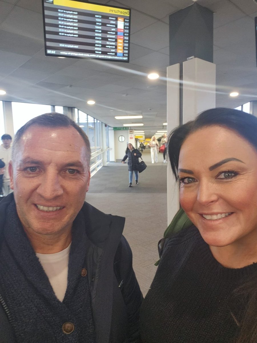 MrsDenz2016's tweet image. Look who I just met #buzzing