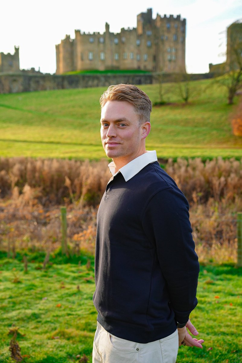 Submitting this as my cast photo for Traitors Season 4 #imready <a href="/TheTraitorsUS/">The Traitors US 🗡</a> #Traitors