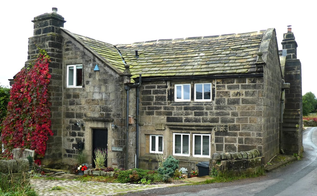 'Vernacular Architecture of the South Pennines' - a day school on Sat 15 March in Halifax looking at how the landscape, social and economic aspects are reflected in the fascinating buildings of the area. All welcome - for full details and booking form see yvbsg.org.uk/events.html.