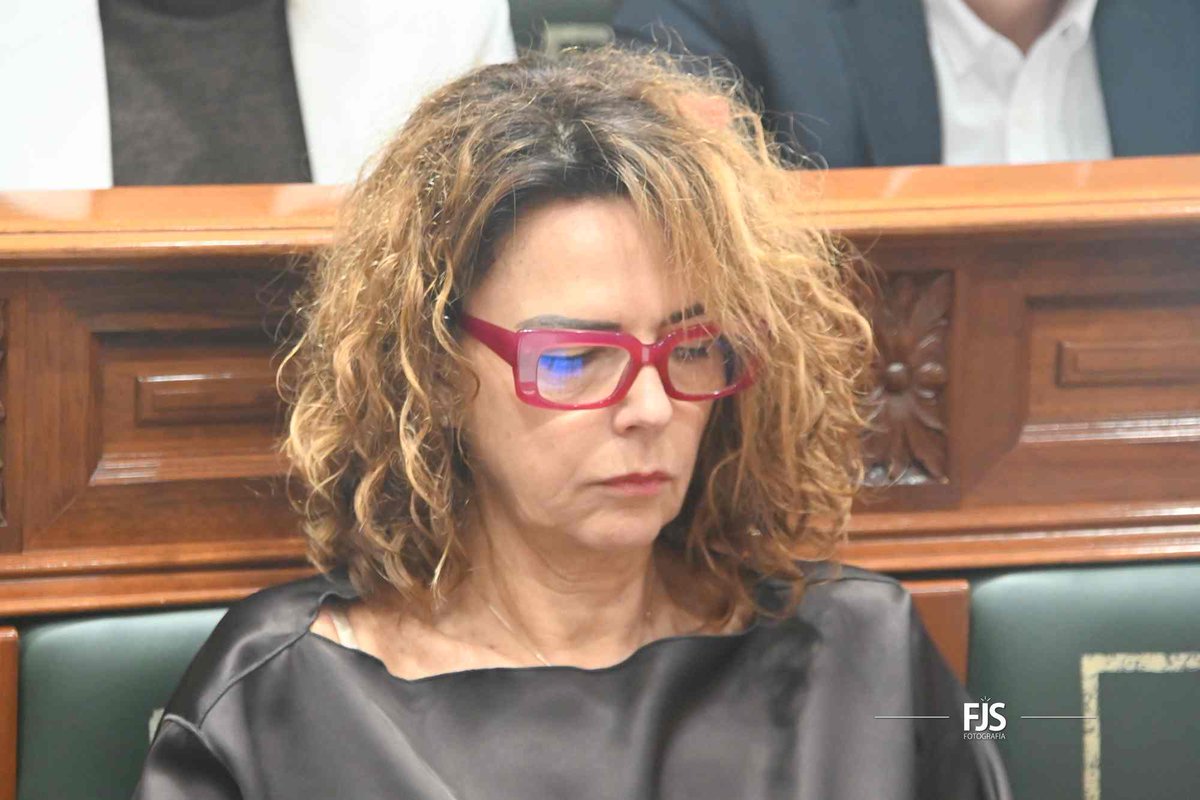 #Telde presenta el ‘Teléfono de la Esperanza’ para reforzar la atención social teldeactualidad.com/art/168259/tel…