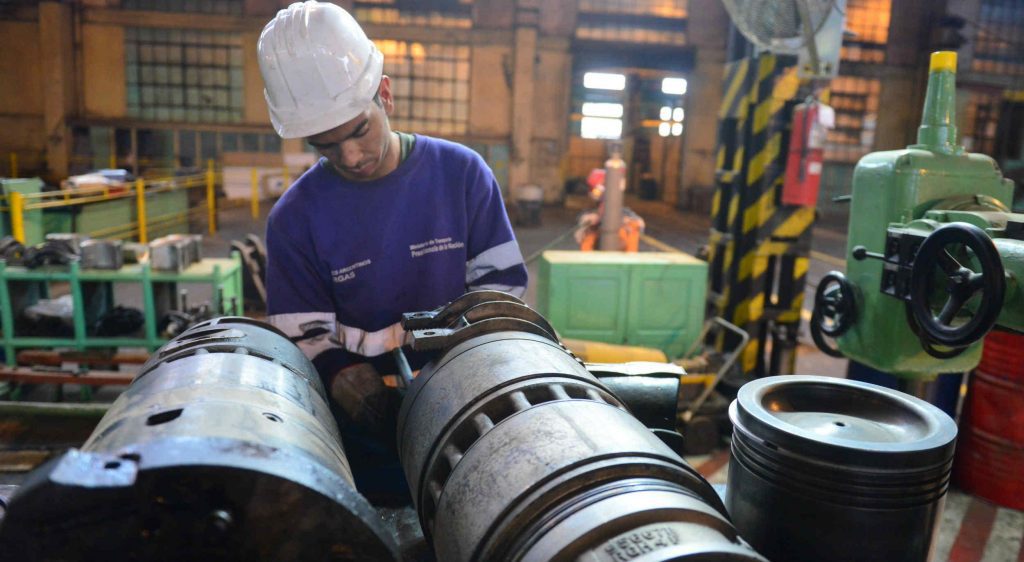 periodismobsas's tweet photo. Industria pyme 2025: necesidades y desafíos https://t.co/s9CmO9G8jS a través de @OpinaBa #economia #pymes #feba #alimentos #bebidas #exportaciones #industria #textil #indumentaria #pba #buenosaires #muebles #maquinaria #papel https://t.co/drjfmRKbR2