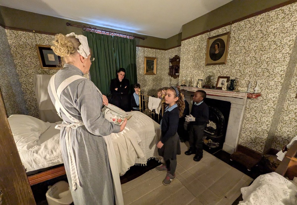 BrockworthNews's tweet photo. Y2 had a fantastic visit to @HolstMuseum today! They loved going back in time to see what life was life during the Victorian era! Amazing day and thank you to the super team at the museum! @LiftSchools @RobHughesHT https://t.co/4BXNrXxbYN