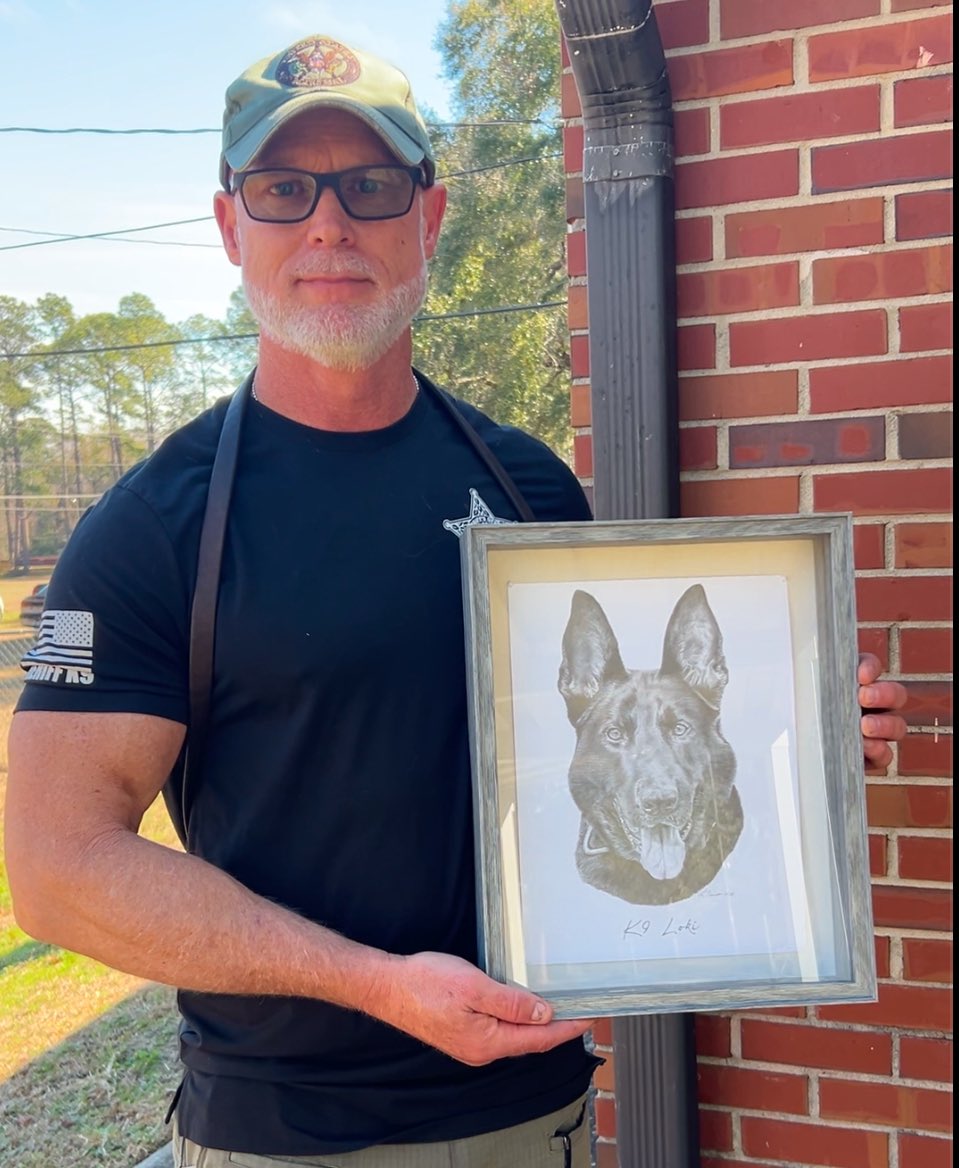 Meredith 💙🐾 tweet media