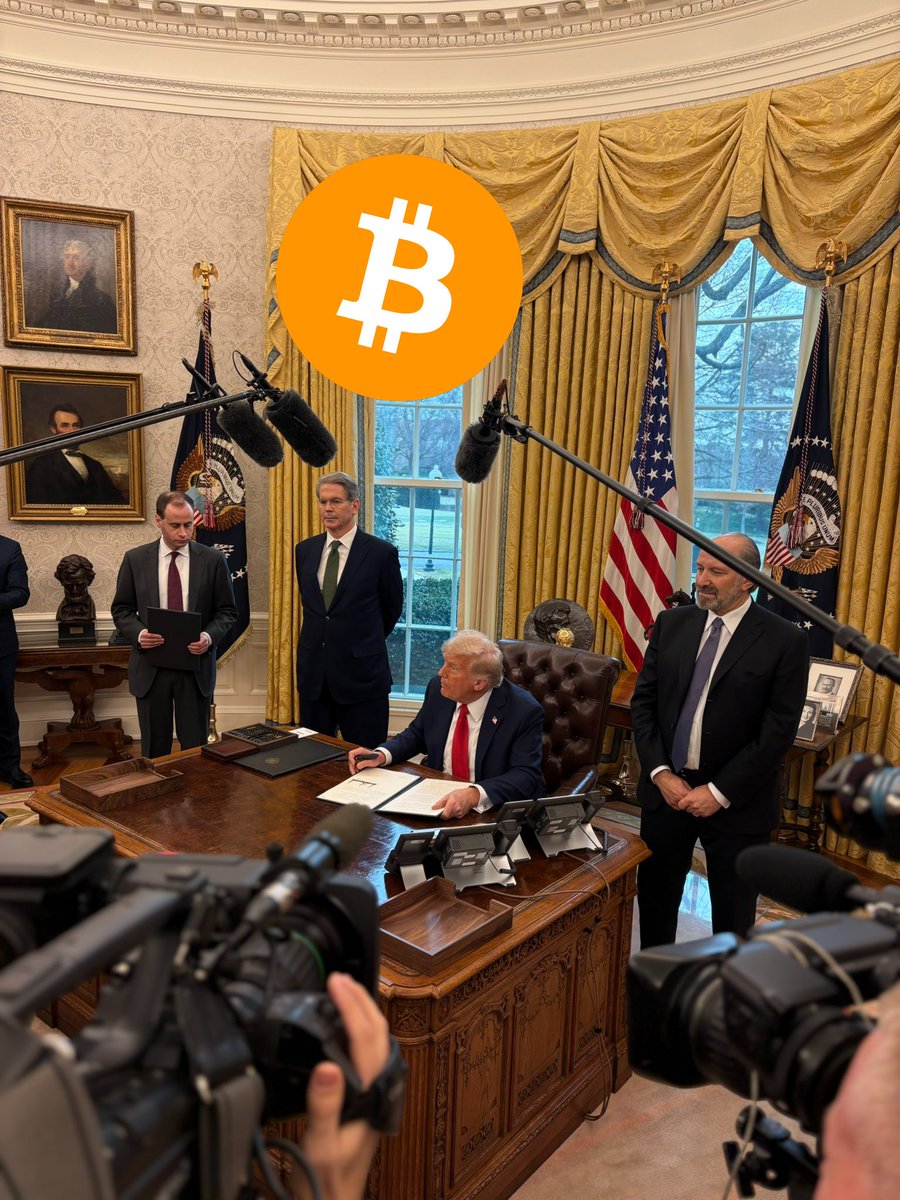 JUST IN - 🇺🇸 Senator Lummis on President Trump signing an order to create  a sovereign wealth fund: 