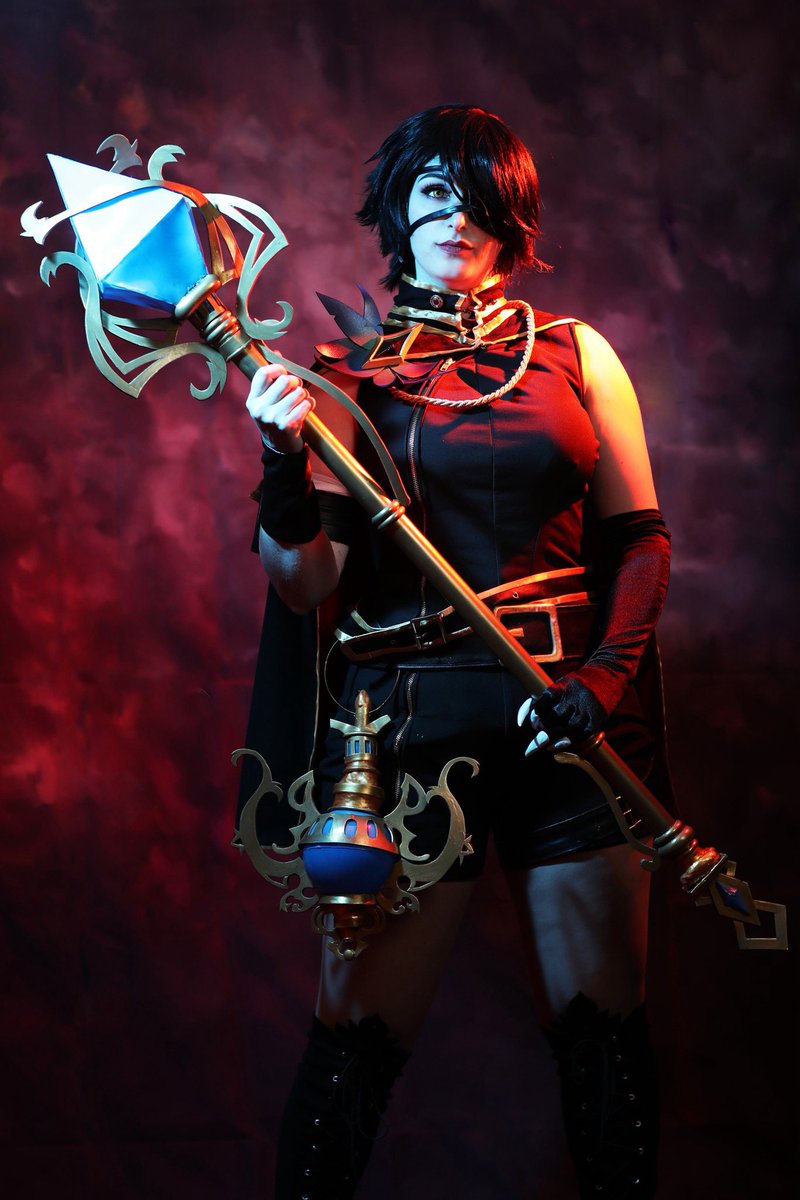 AshleyIlunaneko's tweet photo. "And that's checkmate"

I was probably the only one thrilled to see Cinder with TWO relics on her haha! 
What an iconic final season 8 had, I can't wait to see what season 10 will bring one day! 

📸 cosplayclickers

#rwby #cinderfall @RWBYCosplayers https://t.co/CWNVlifTz2