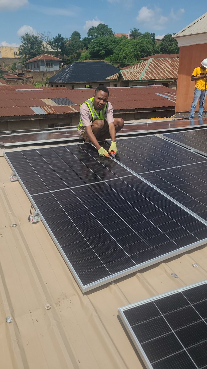 classiqman0's tweet image. I&apos;m a solar technician.  To get your own solar system, send a dm for quotation.