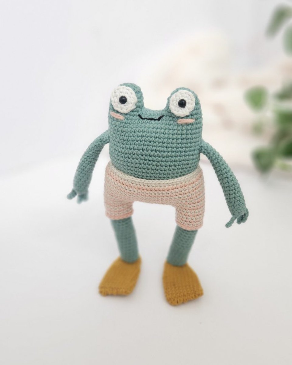 Numonday tweet media