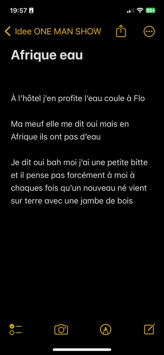 wshlequipecava's tweet image. Bon je passe mercredi 19h30 au Fougue à Rennes sur scène, voilà ce que j’ai ça va être une catastrophe je m’excuse d’avance