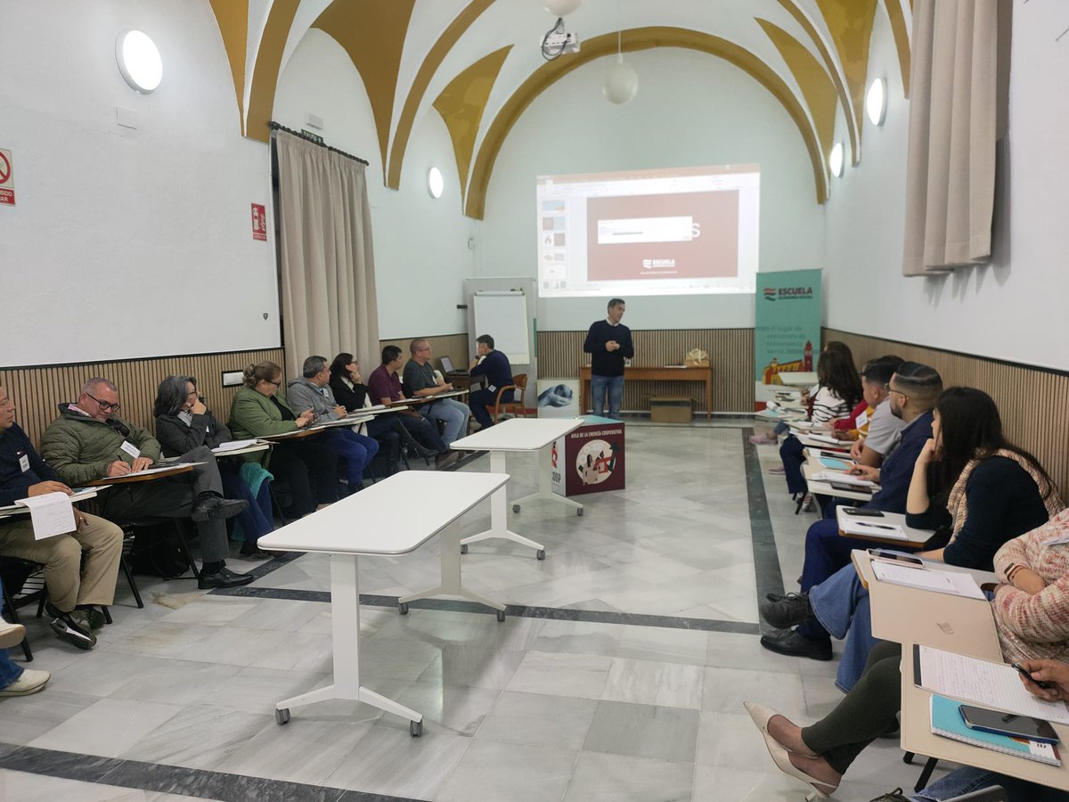 economia_social's tweet photo. Bienvenida a la 28ª promoción de📚Diplomado en Dirección de Empresas y Entidades de #EES
🌎19 organizaciones de América Latina y Europa, que inician dos semanas para desarrollar competencias directivas desde la gobernabilidad cooperativa

 #Diplomado ▶️Una Experiencia de Vida https://t.co/jc7J0KONmW