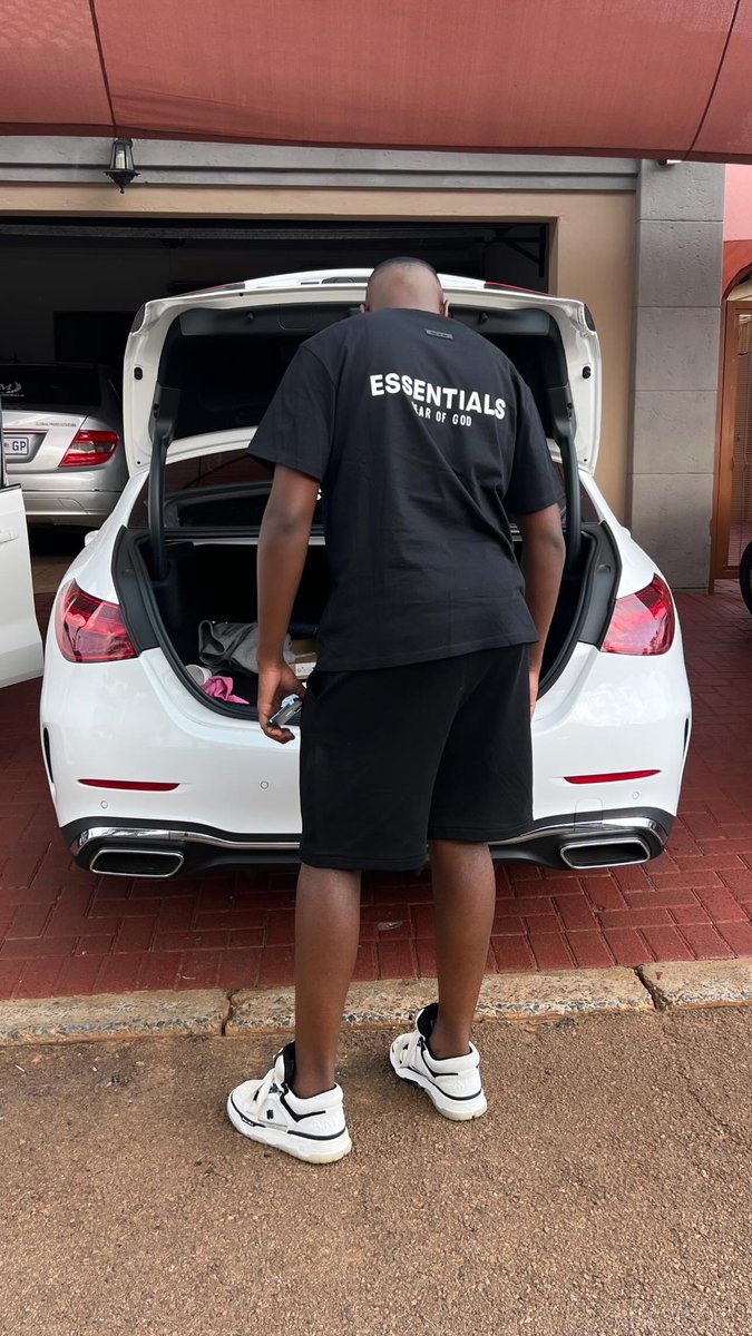 NAPE_MASH👷🏿‍♂️ tweet media