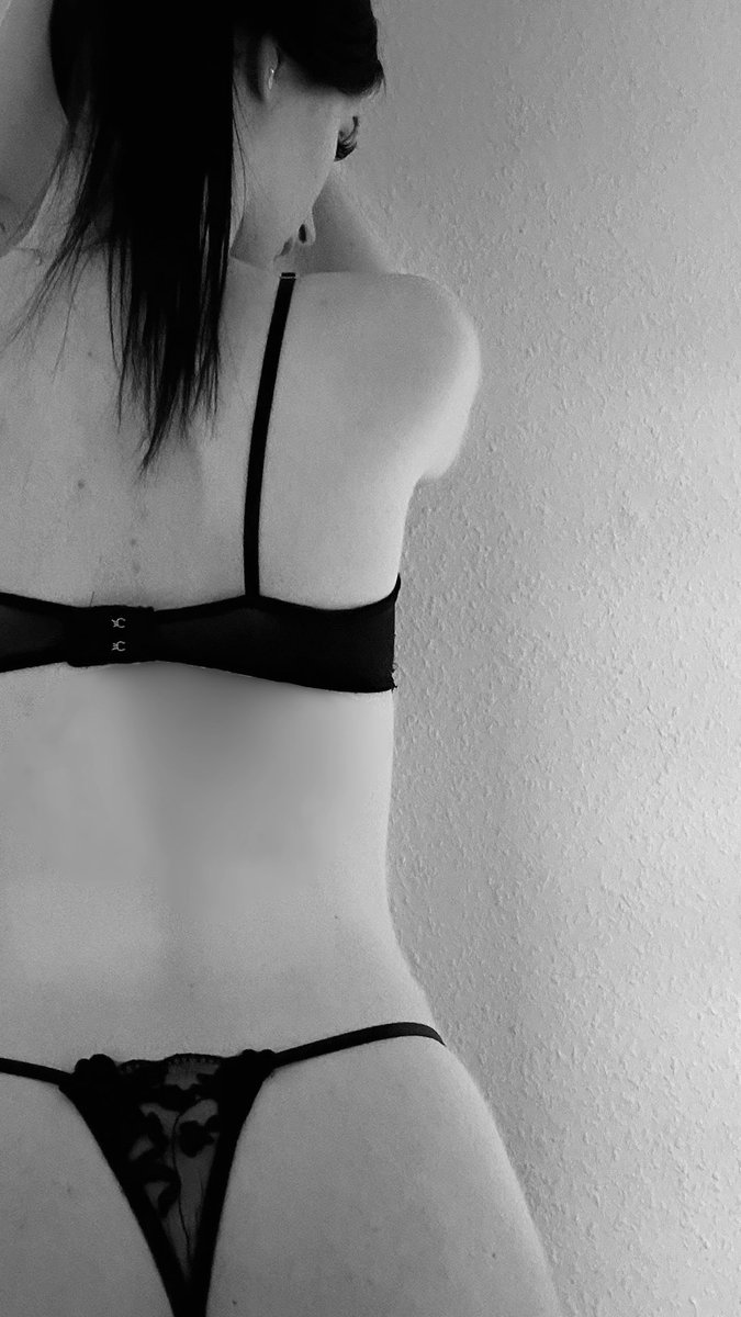 xlanaptrx's tweet image. 🖤 #ü18 #telegram #of #onlyfans
#bf #bestfans #4based #patreon