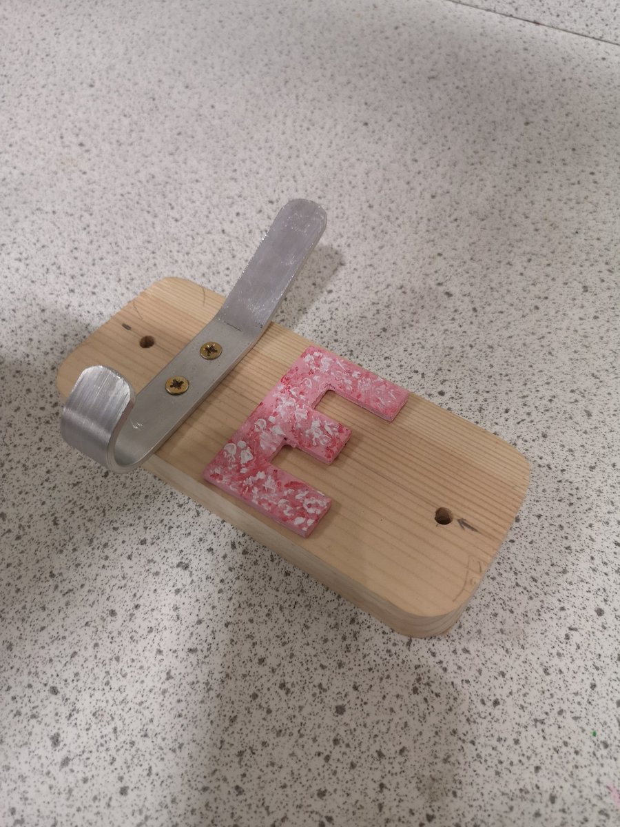 StBenedictTech's tweet photo. @stbenedictsren S1 Coat hooks on their way home. Couple of my favourites 😍 Well done guys 👍 https://t.co/ocEb3Fbd1h