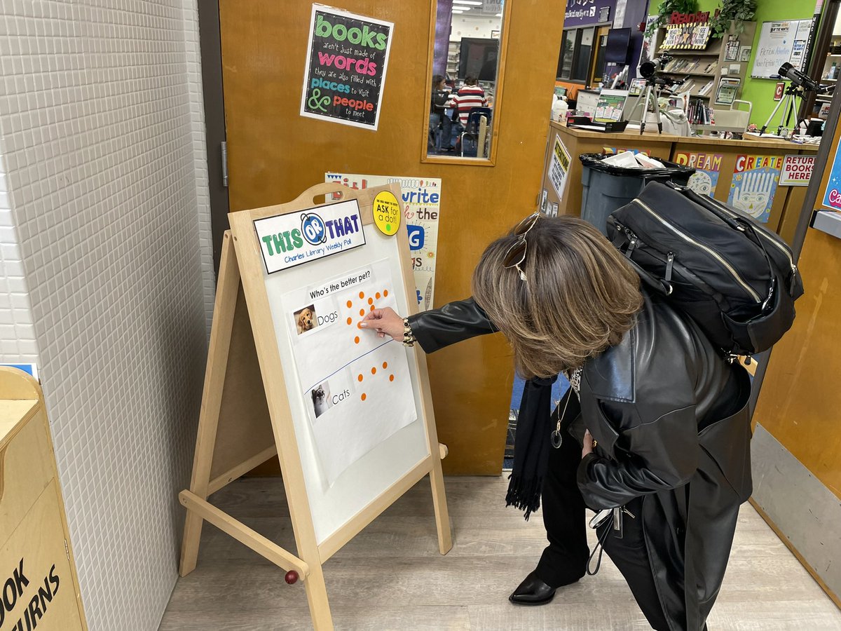 FlowerLibrarian tweet media