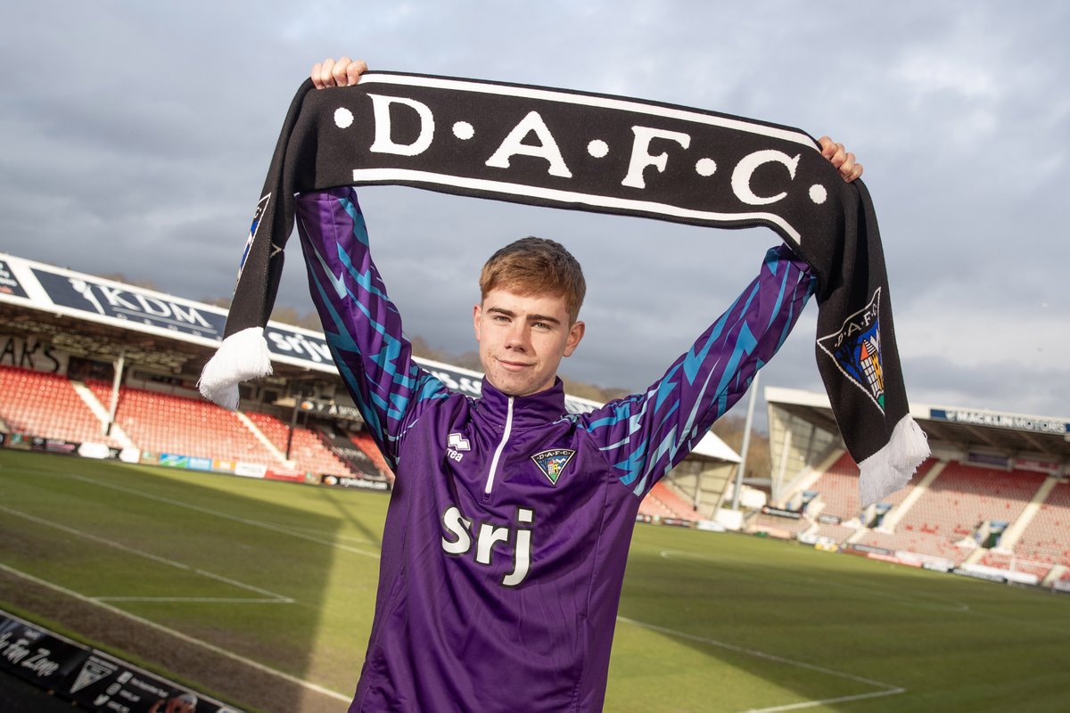 Dunfermline Athletic (@officialdafc) on Twitter photo #DAFC is delighted to announce the signing of eighteen year old right back Keith Bray from <a href="/ICTFC/">Inverness Caledonian Thistle FC</a> for an undisclosed fee on a four and a half year deal.
The exciting young prospect will be loaned back to the Highlanders for remainder of the 2024-2025 season.
➡️ #DAFC is delighted to announce the signing of eighteen year old right back Keith Bray from <a href="/ICTFC/">Inverness Caledonian Thistle FC</a> for an undisclosed fee on a four and a half year deal.
The exciting young prospect will be loaned back to the Highlanders for remainder of the 2024-2025 season.
➡️