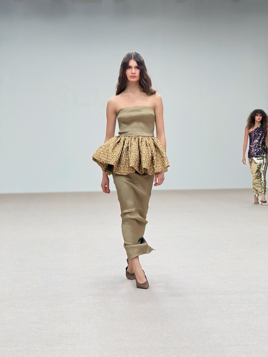 foochia's tweet photo. صور من عرض "DIMA AYAD” في أسبوع دبي للموضة
#أسبوع_دبي_للموضة #Thisisd3 #AFC #FW2526 #DubaiFashionWeek #DFW https://t.co/X7cMgD7fd0