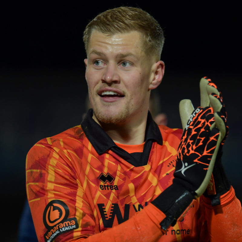 Official_HUFC's tweet photo. We can confirm Brad Young has been recalled from his loan spell by parent club Leicester City.

Thank you and good luck, Brad 🙌