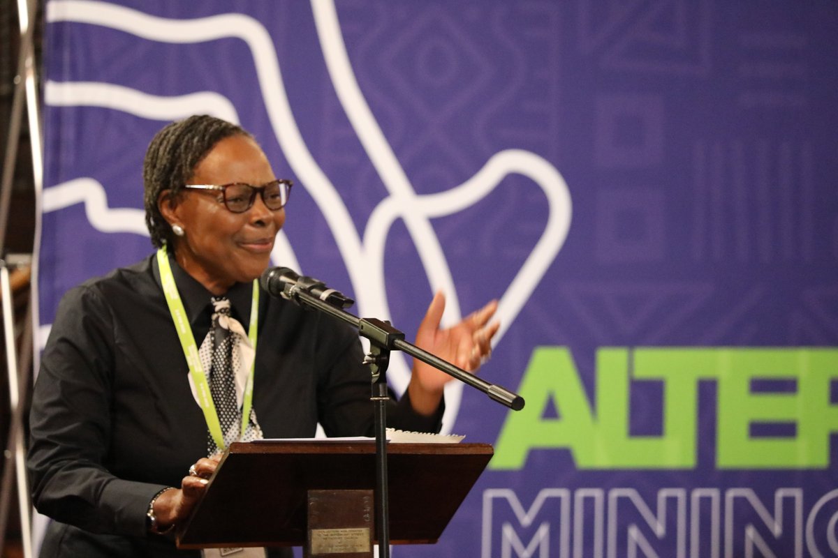 ZELA_Infor's tweet image. Welcome remarks from Rev Suzanne Matale sets the tone for an upcoming panel discussion to reflect on the @AltMiningIndaba past, present and future. 

#TheologicalReflections